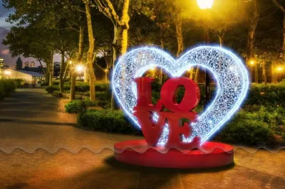 Новогодняя фигура Сердце ровинг LOVE IN-478
